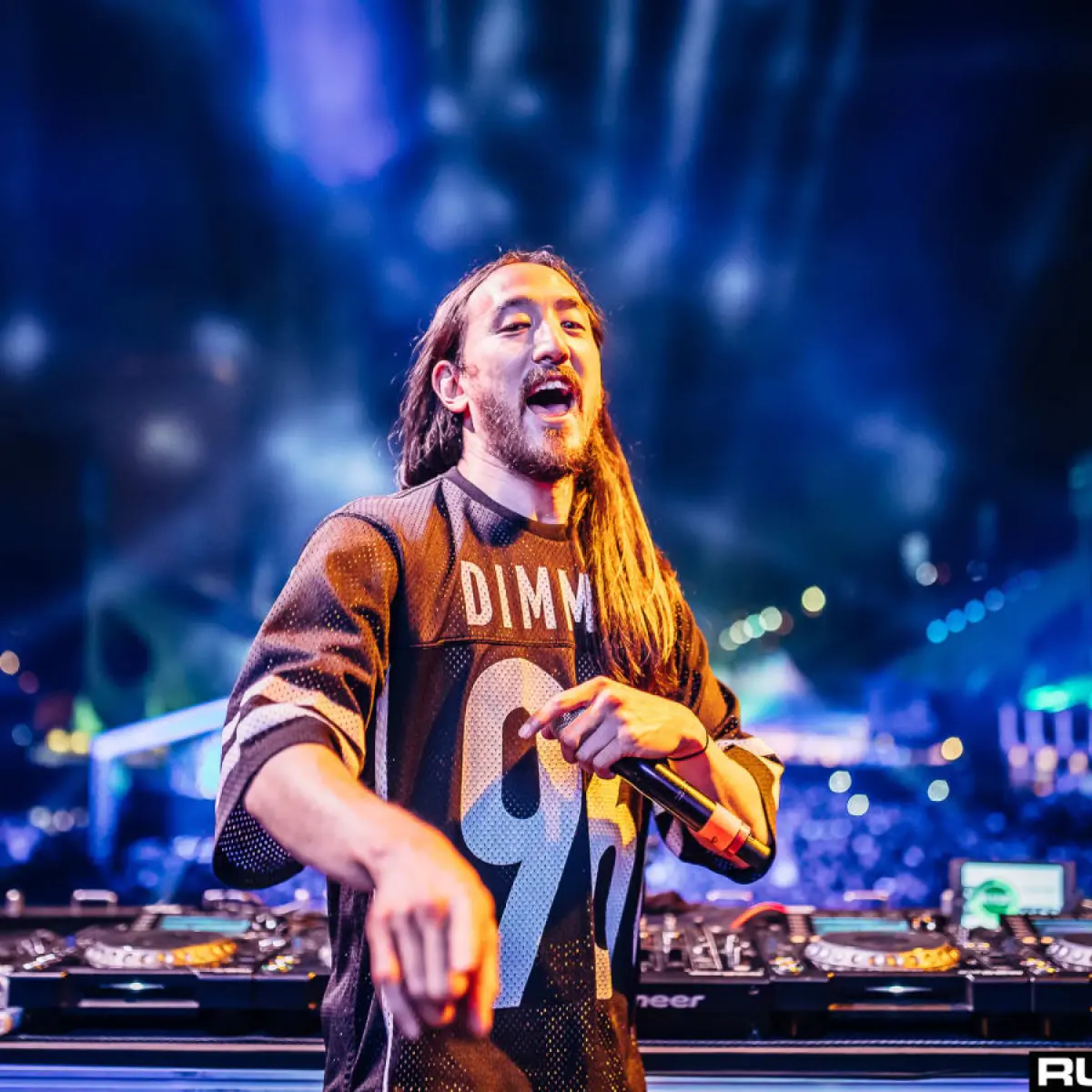 Steve Aoki